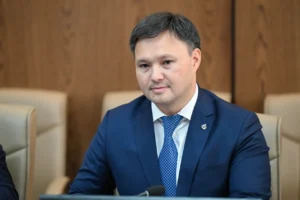 АСХАТ ХАСЕНОВ